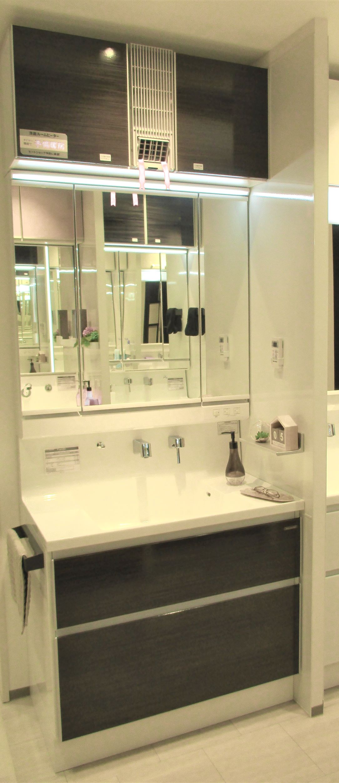 洗面台 洗面所 ファミーユ 間口90cmの展示品一覧 国分ショールーム タカラスタンダード