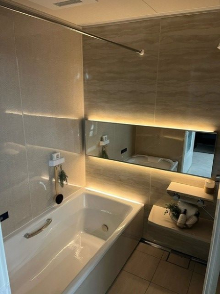 調光機能付き照明で特別な気分に♪