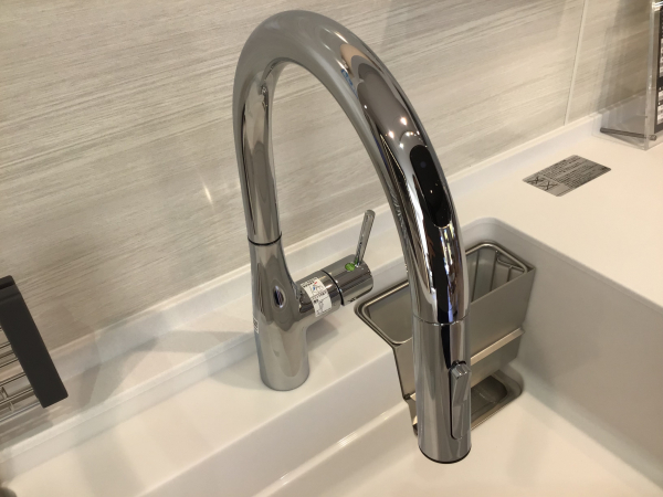 タッチレス水栓のご使用感も体感できます♪