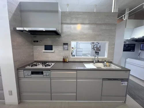 ◆展示品/タカラスタンダード/キッチンキャビネット/食器棚/クオーツストーントップ/2017年製/Takarastandard◆