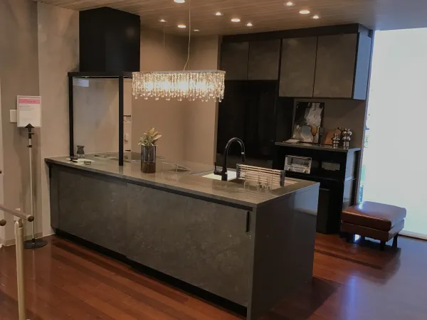 キッチン レミュー I型・ペニンシュラ型（対面式）レイアウト