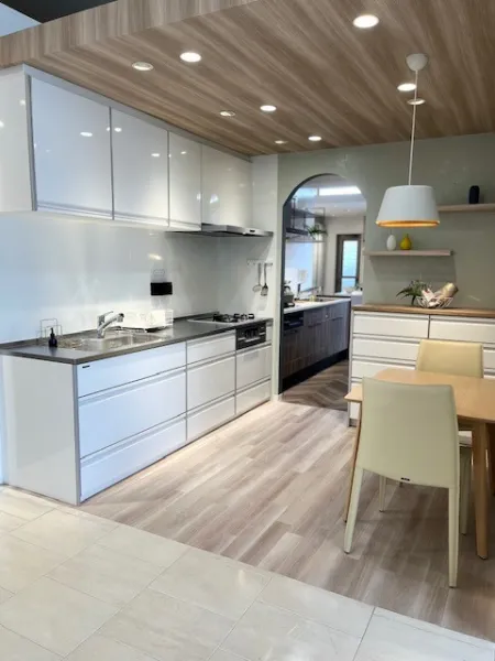 キッチン トレーシア I型（壁付け）レイアウト ホワイト SK1126