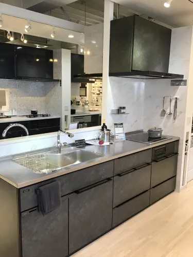 【新品未開封】初版！あたりのキッチン! 1.2 横開き分別ゴミ袋ホルダー ルーチェ ブラック[4908]＜LIXIL