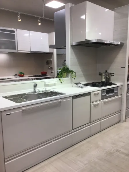 キッチン エーデル I型（壁付け）レイアウト フローラル