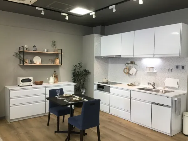 値下げしました　キッチンカップボード　ホワイト 楽天市場】LIXIL カップボード カウンター シエラS 幅180cm 下段