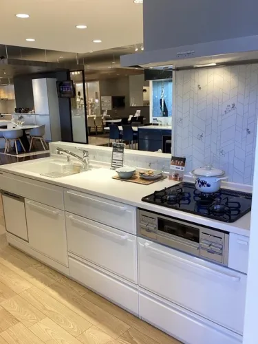 N2924【展示品/水通し有】タカラスタンダード 木製高級システムキッチン グレーシア/食洗機/レンジフード/キッチンボード/食器棚/130万