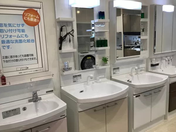 水回り　お風呂場　洗面所　陶器ラック Amazon｜浴室用ラック 洗面台 物置 棚 洗面所 収納 ホルダー 穴不要