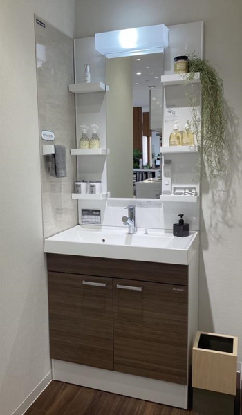 洗面台（洗面所） ウィット 間口75cm ミディアムブラウン SU3584の展示