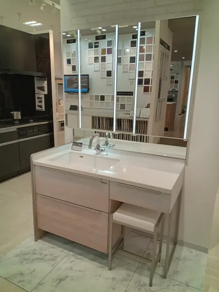 洗面台（洗面所） エリーナ 間口120cm ストーンロゼ SU2420の展示品