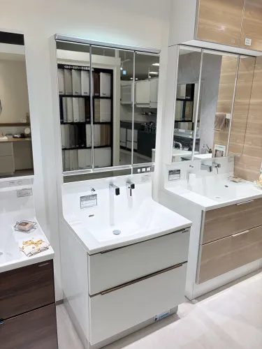 タカラスタンダードエリーナ 洗面サイドキャビネット未使用品、未開封 洗面化粧台 ELEENA エリーナ 間口1650mm タカラスタンダード 大型