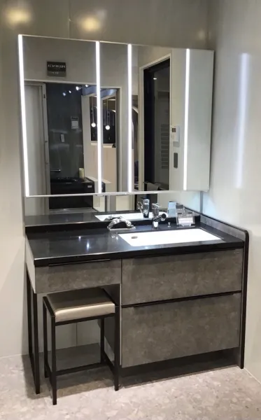 洗面台（洗面所） エリーナ 間口120cm コンクリートダーク SU262の展示