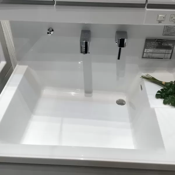 ユカチャンシステムキッチン&冷蔵庫・レトロな洗面所 41W18LV2nCL.jpg_BO30,255,255,