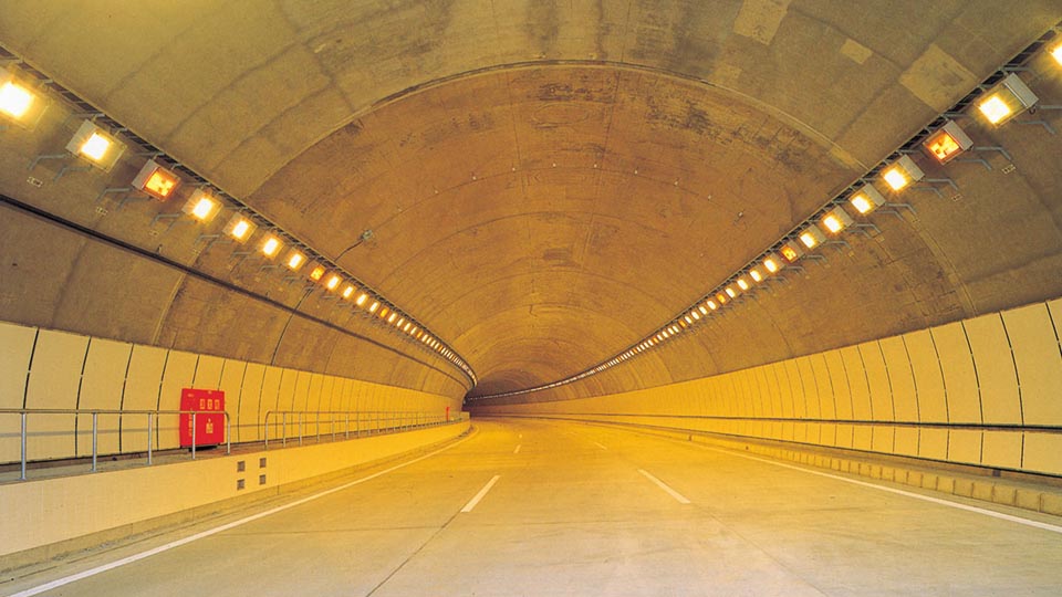 ハイセラール トンネル内装板